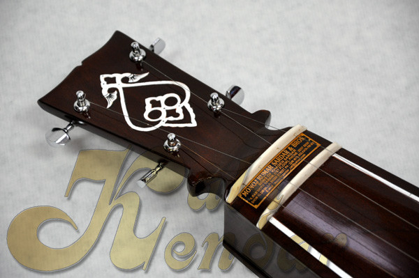 Tanpura by Monoj Kumar Sardar - Kala Kendar's Music Warehouse
