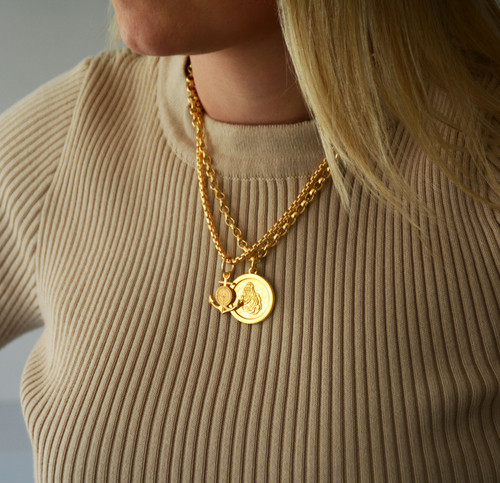 Colby Davis Pendant: Medium Oyster Pendant - Gold Vermeil Colby Davis Pendant: Medium Oyster Pendant - Gold Vermeil