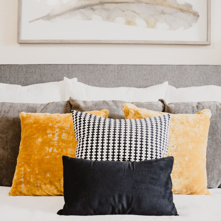 How To Make The Ultimate Pillow Fort Luxo Living