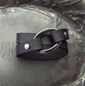 Flat Oval Ring Shawl Cuff-Black with Glossy Nickel Flat Oval Ring Shawl Cuff-Black with Glossy Nickel
