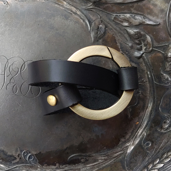 Round Ring Shawl Cuff-Black with Antique Brass