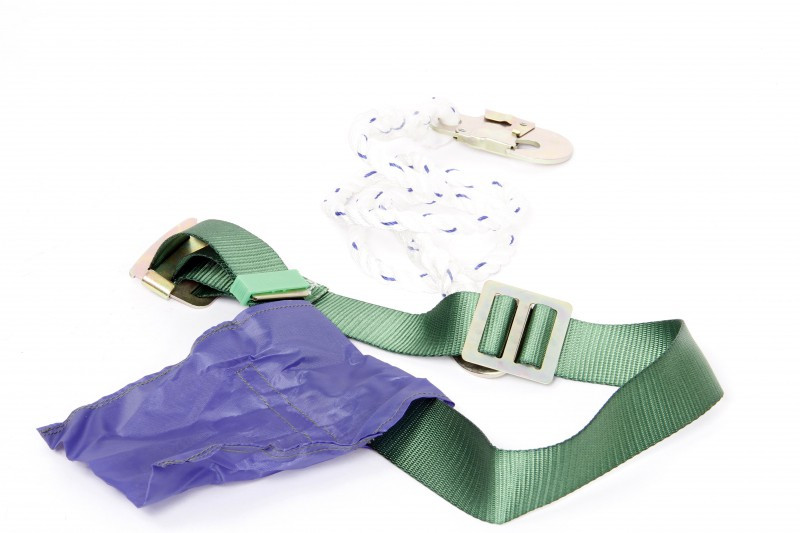 IMPA 331101 SAFETY BELT W/LIFELINE & HOOK