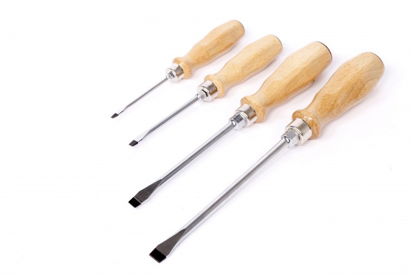 IMPA 612204 SCREWDRIVER WOOD HANDLE HEAVYDUTY 7X125MM GERMAN QUALITY