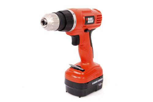 BLACK & DECKER 18-volt 3/8-in Cordless Drill (Charger Included and