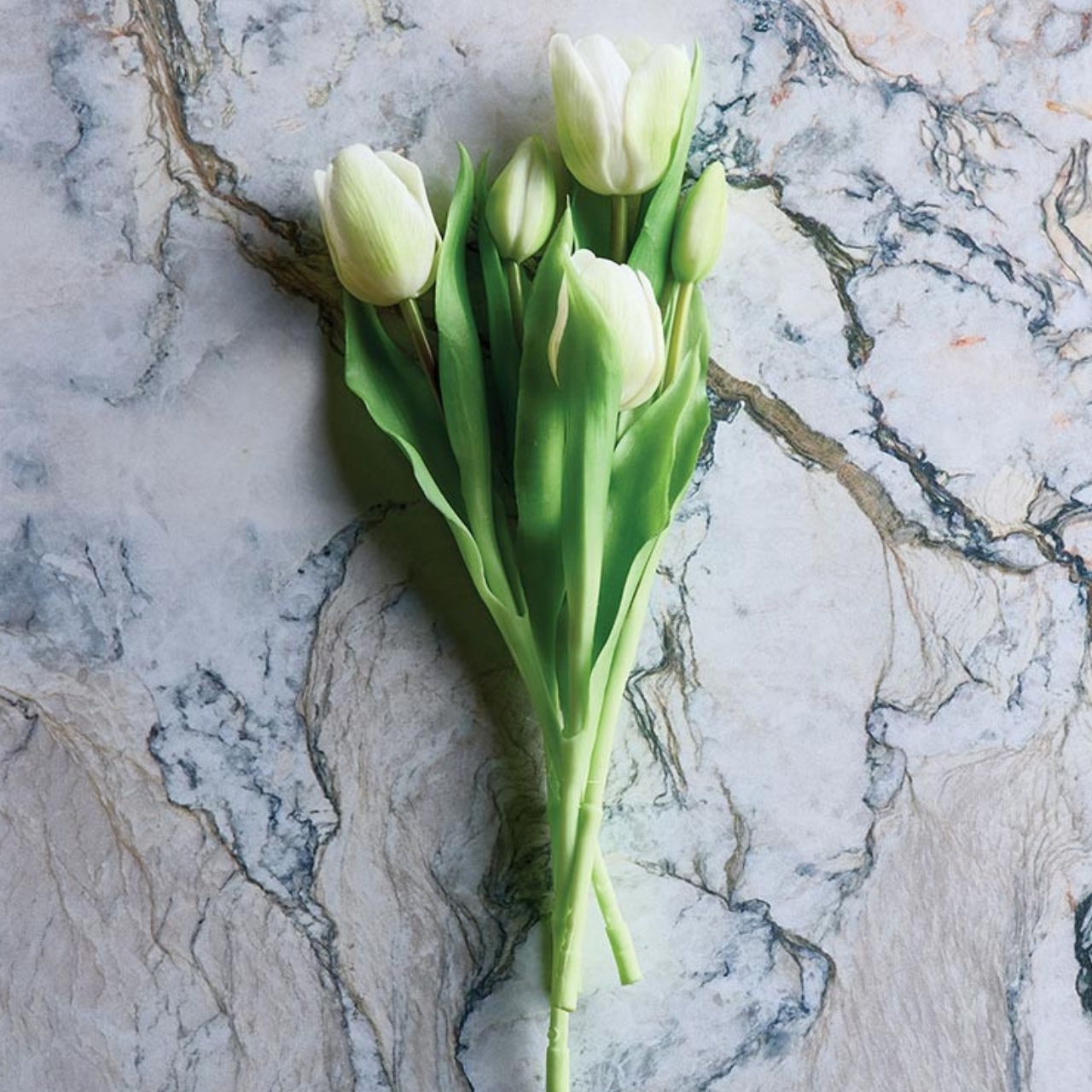 SHOP FLORAL ARRANGEMENTS