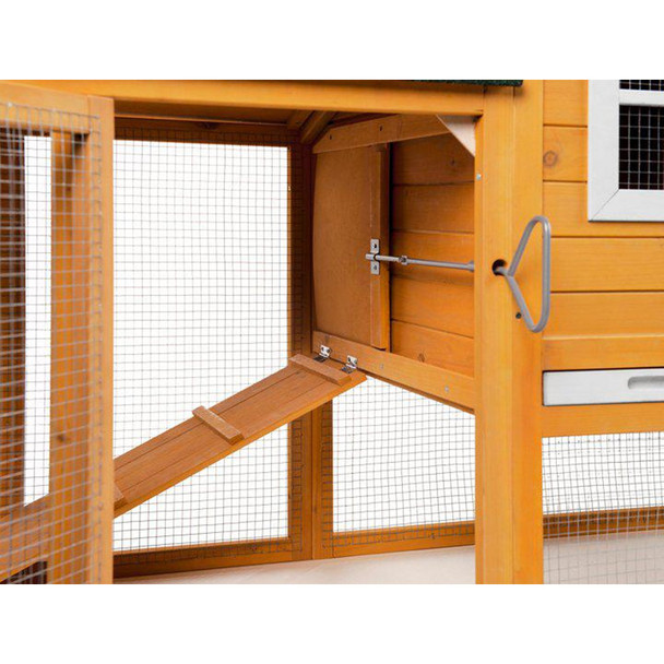 Prevue Pet Products 4700 Chicken Coop with Nest Box
