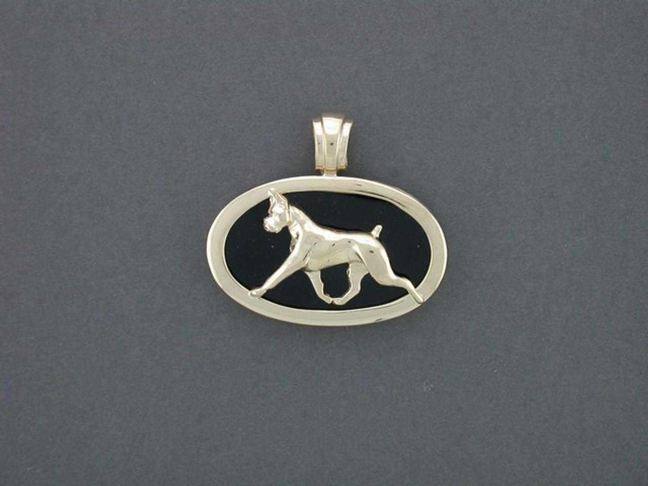 Frame Oval Slim With Boxer Pendant