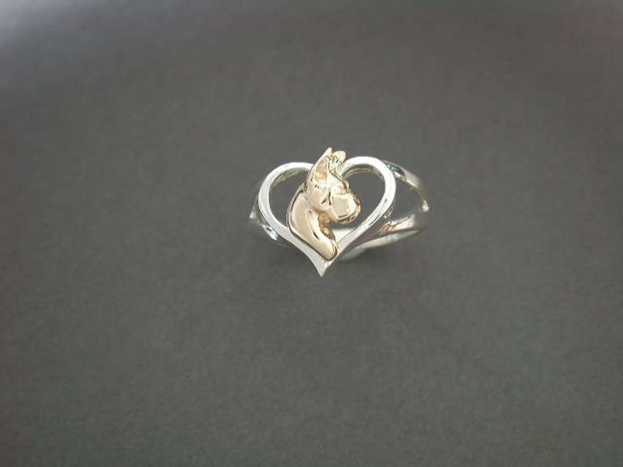 Ring Heart 4 Bar With Boxer