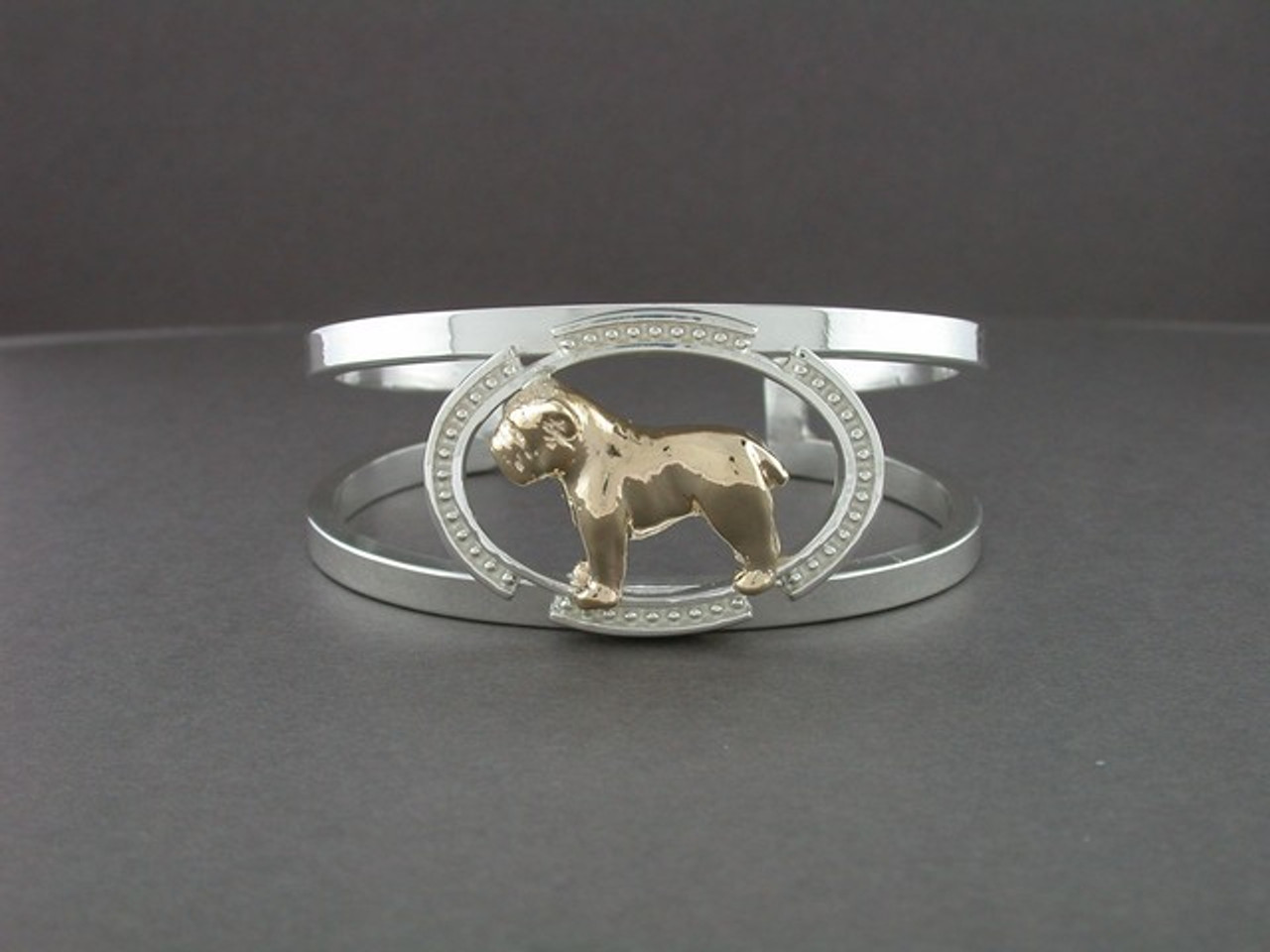 Bracelet Cuff With Oval And Bulldog