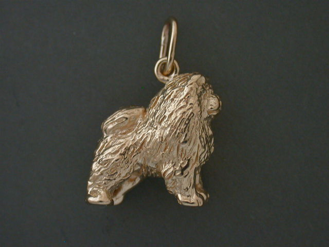 Chow Chow Full Body Stacked Med R Pendant