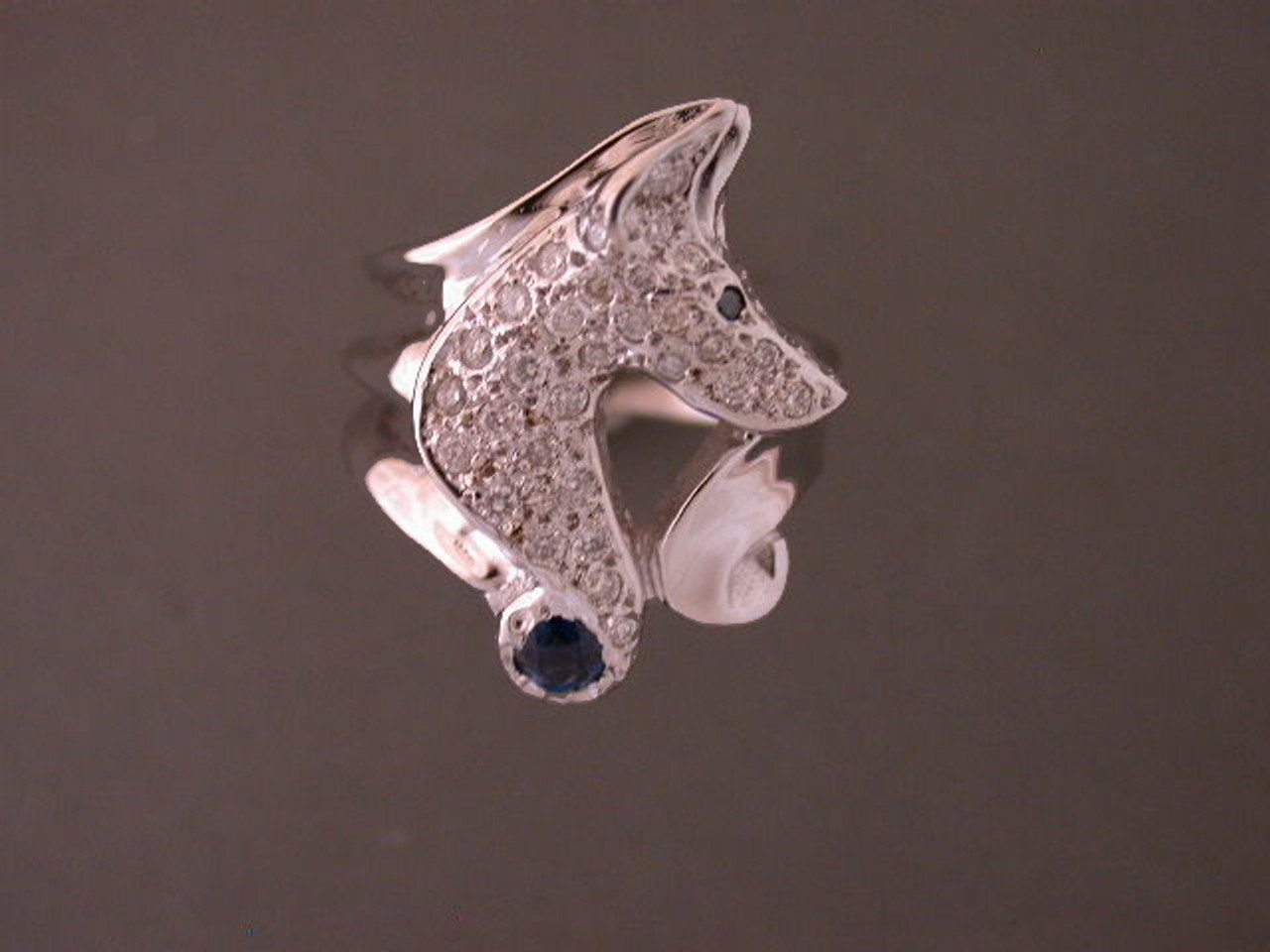 Doberman Ring White Gold With Diamond