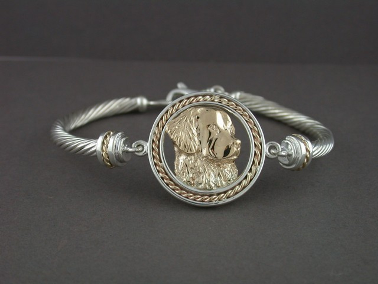 Bracelet Circle Twisted Cable With Golden Retriever