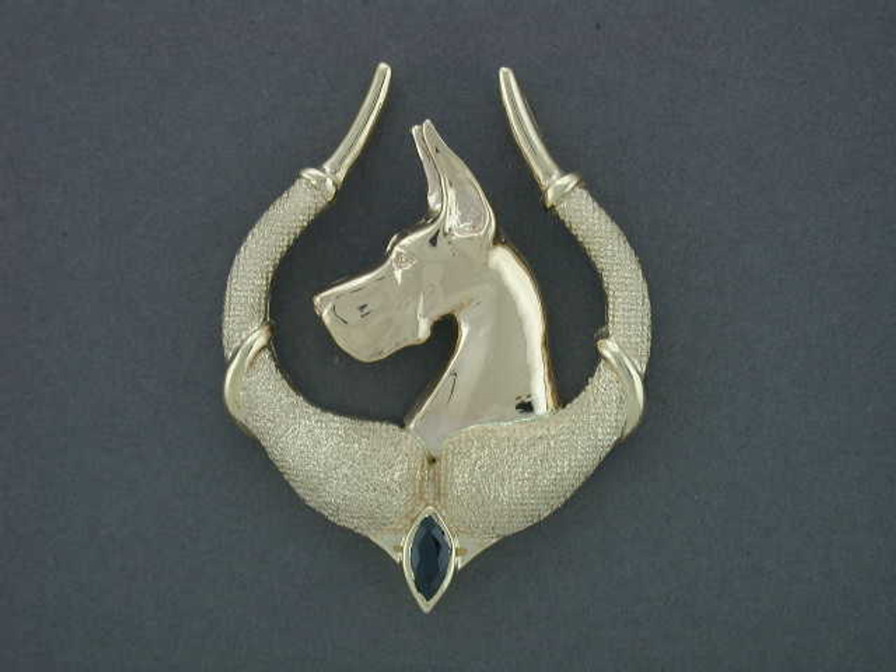 Frame Horn With Pear Shape With Great Dane Pendant