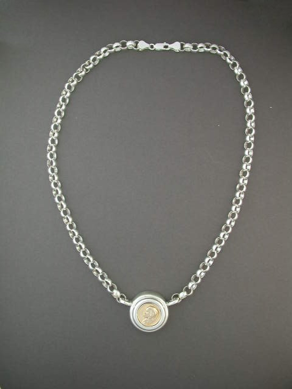 Necklace Frame Round Tank With Newfoundland Custom