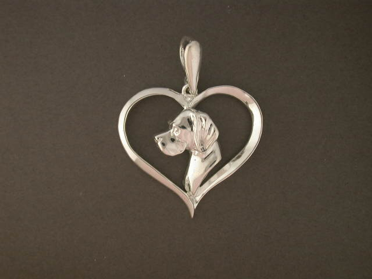 Frame Heart Thin With Pointer Pendant