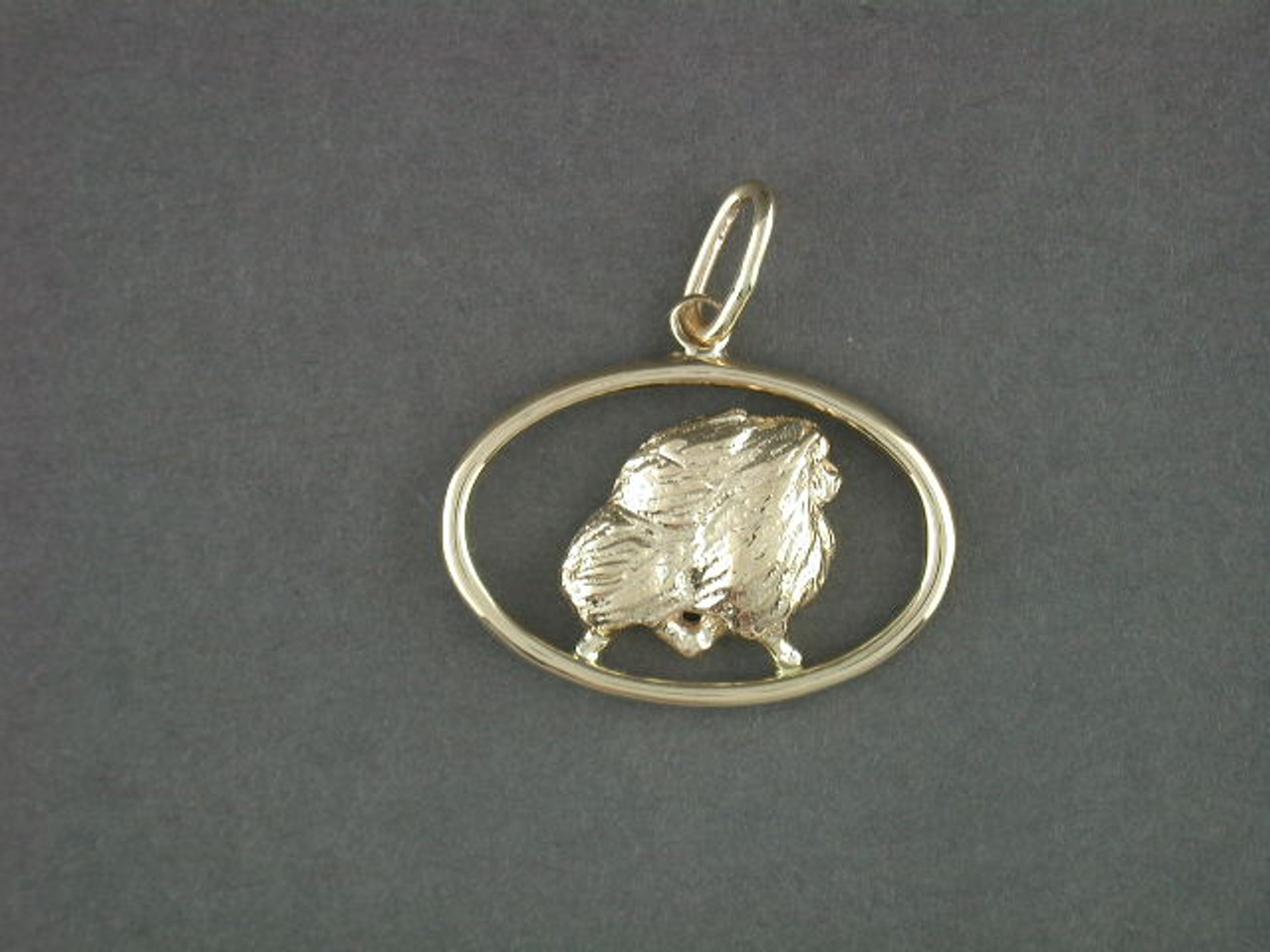 Frame Oval Wire Sm With Pomeranian Pendant