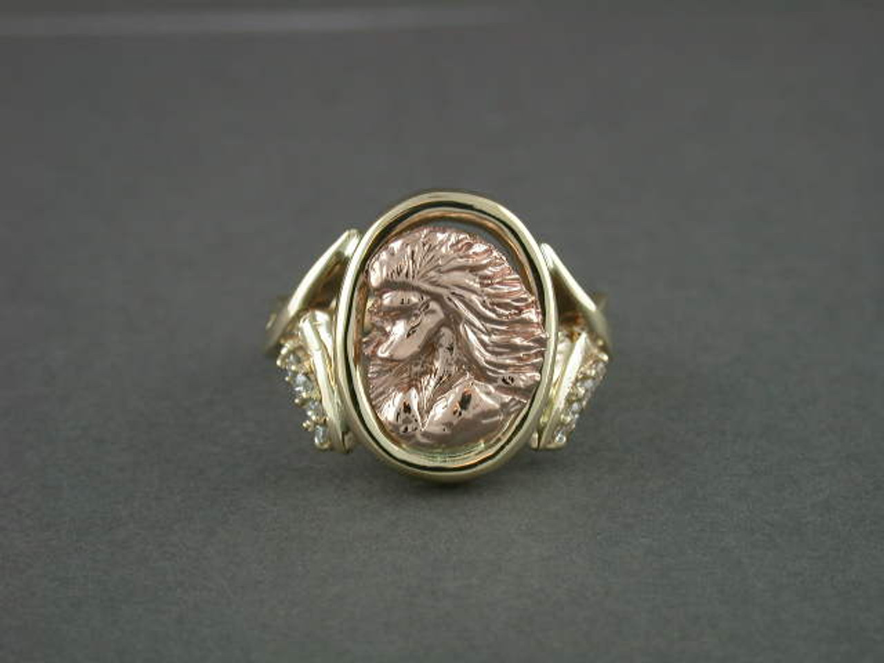 Ring Shank With Side Stones And Poodle