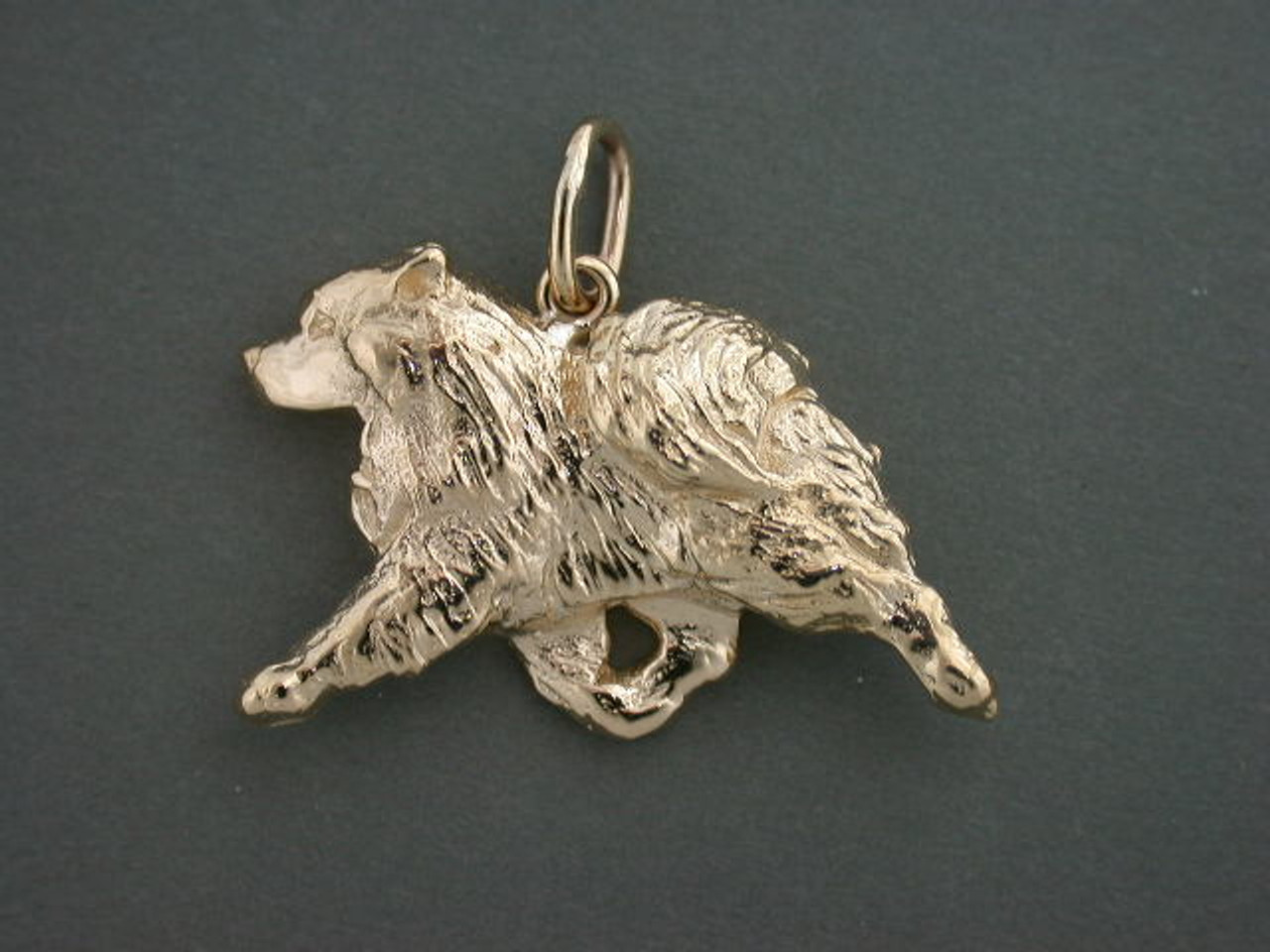 Samoyed Full Body Gaiting Pendant