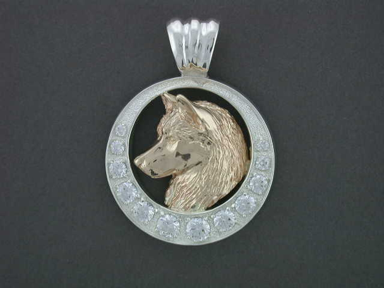 Frame Cir 12 Holes With Siberian Husky Pendant