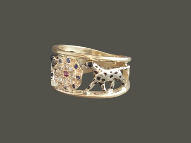 Ring C Band With Rosette And Dalmatian