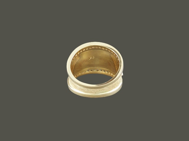 Ring Band Flat With Doberman