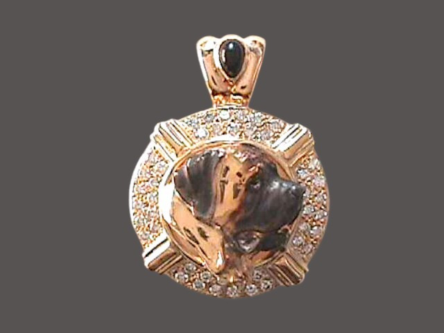 Frame Coin With English Mastiff Pendant