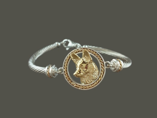 Bracelet Frame Circle Twisted With Pembroke Welsch Corgi