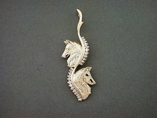 Frame Snake W Belgian Head Diamond Frame Pendant