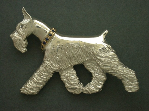 Schnauzer Giant Full Body Gaiting With Collar Xlrg Pendant