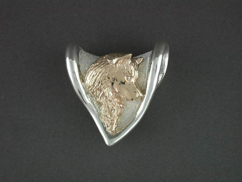 Frame Curled Leaf With Rim And Siberian Husky Pendant