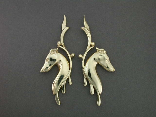 Earring Drip Frame With Whippet