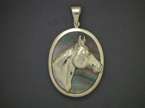 Frame Oval Bezel Large With Quarter Horse Pendant