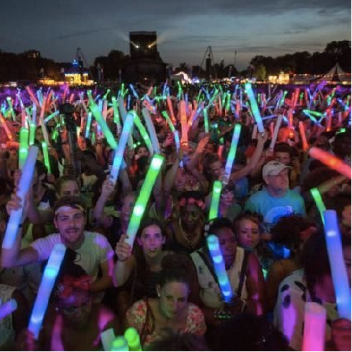 10 Ways to Use LED Foam Sticks  How to Use LED Batons at Nightclubs