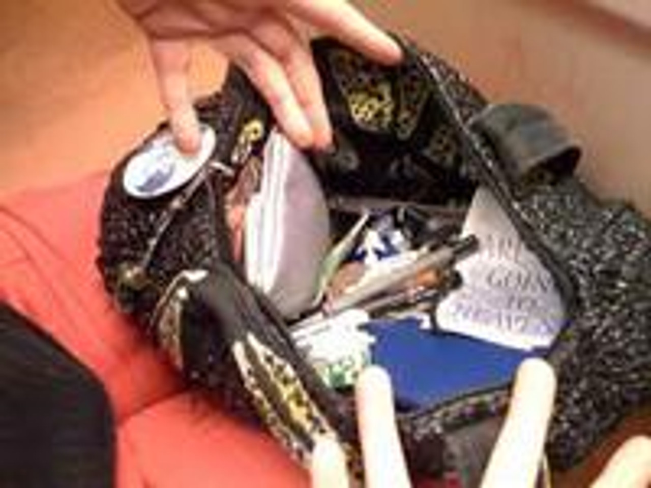 How to Keep Your Purse Organized Simple Girl
