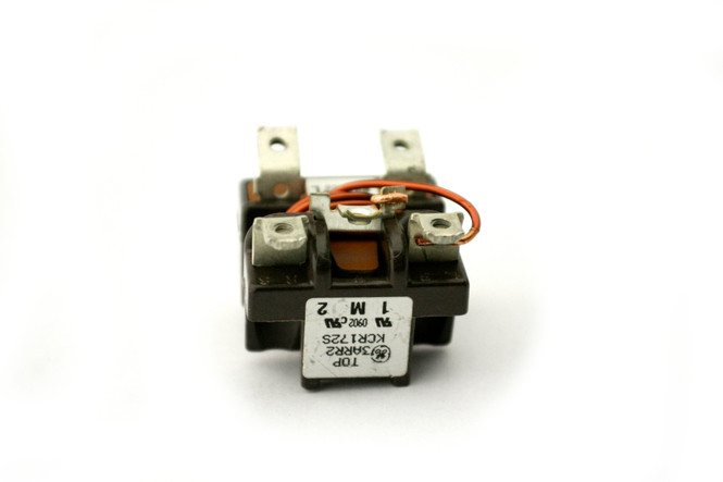 Top and back view of a True 802113 (Tecumseh P82498-1) relay.