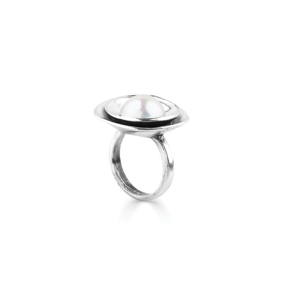 Classique Ring   - Please allow 10 - 15 working days for manufacturing.