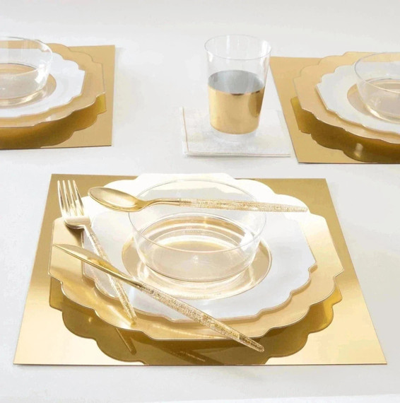 Scalloped Clear Gold Plastic Plates  8" (10 count)