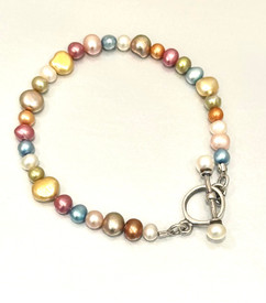 Gorgeous pearl bracelet perfect for a birthday!