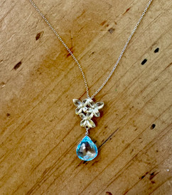 Flower Necklace in Blue Topaz