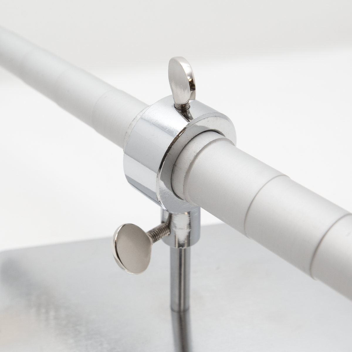 Adjustable rotation.