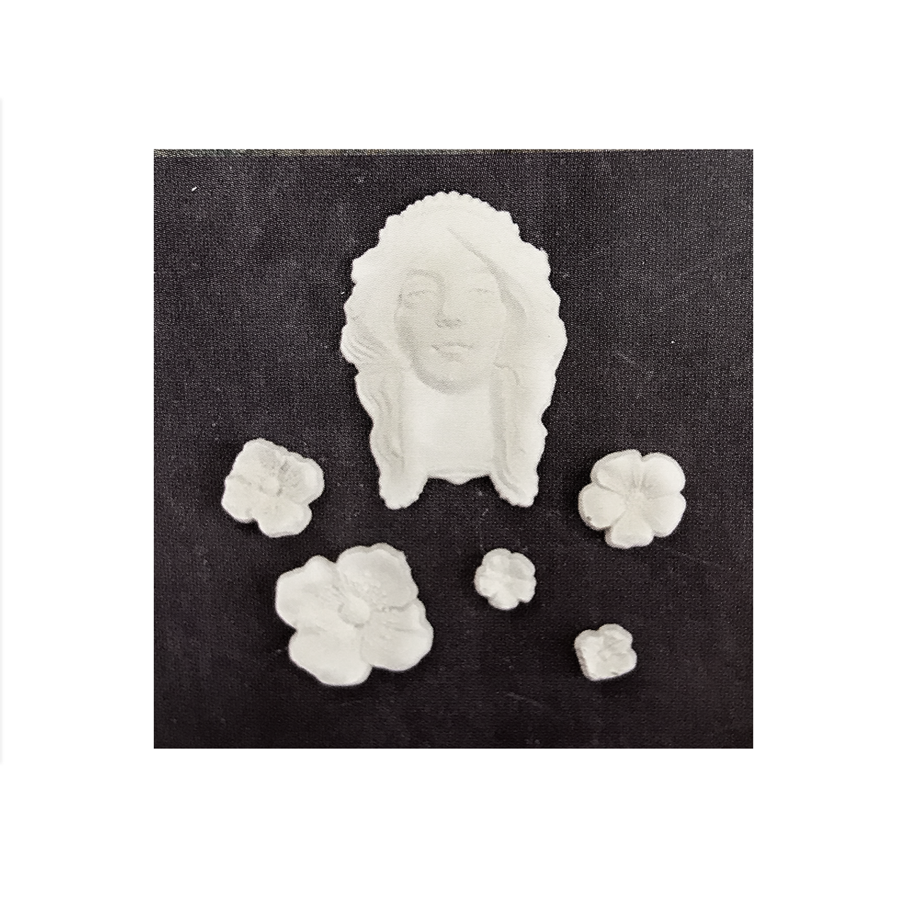 Example items moulded with Imaginarium Flower Queen mould