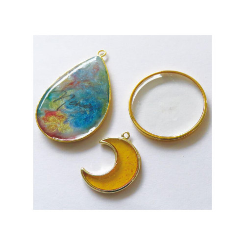 Moon drop pendants