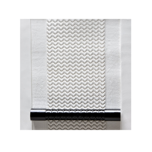 Acrylic Texture Fine Line Roller (KRFL) - Stitch - 7.5cm - Example