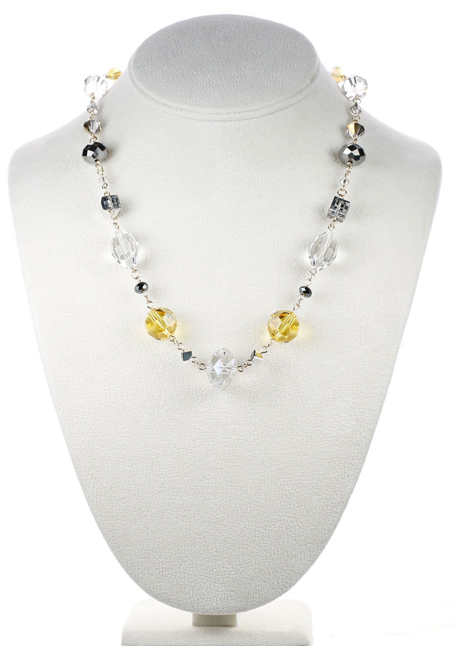 the necklace is gray green beads green Bicone Necklace jewelry on the neck wedding necklace Ukrainian beads necklace of gold crystals