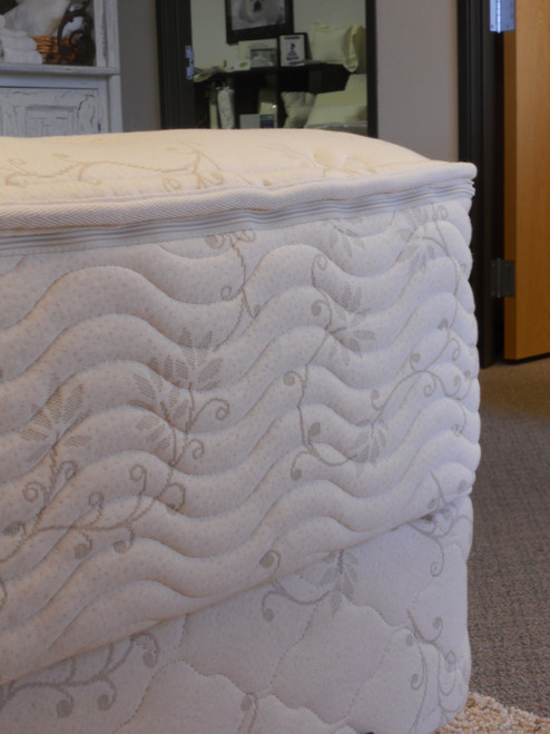 Suite Dreams 6+2" Latex  by Suite Sleep