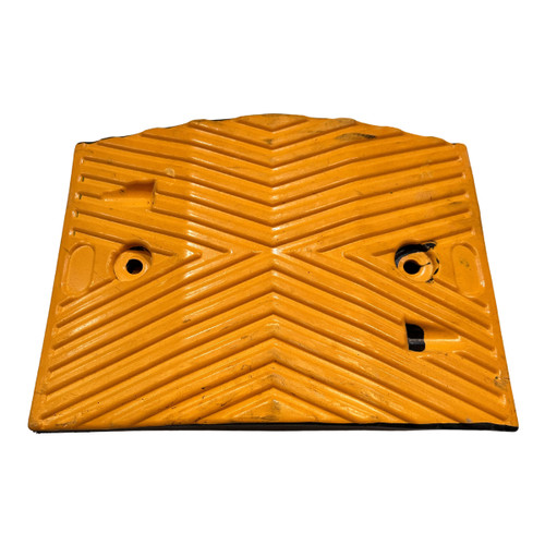 Rubber Speed Hump 250mm Section - Yellow Rubber Speed Hump 250mm Section - Yellow