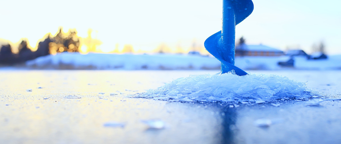 Solar Heat Ice Fishing Shack - Ice Fishing - Outdoor Re-Creation