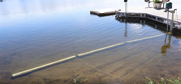 Lake Groomer with a clear swimming zone