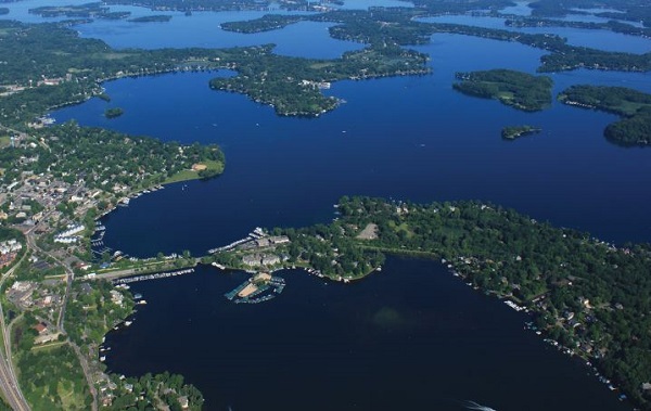 lake-minnetonka-minnesota.jpg