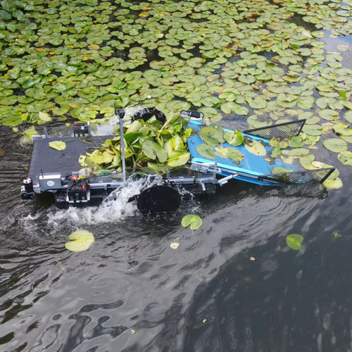 WaterShark - Remote Controlled Battery Powered Lake Weed